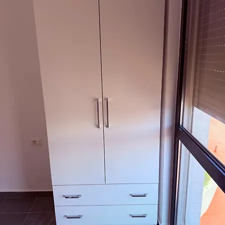 Rana Hedhun Seaside 1 Lägenhet Lezhë