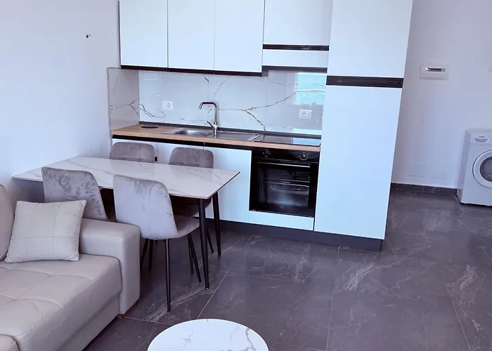 Rana Hedhun Seaside 1 Лежа