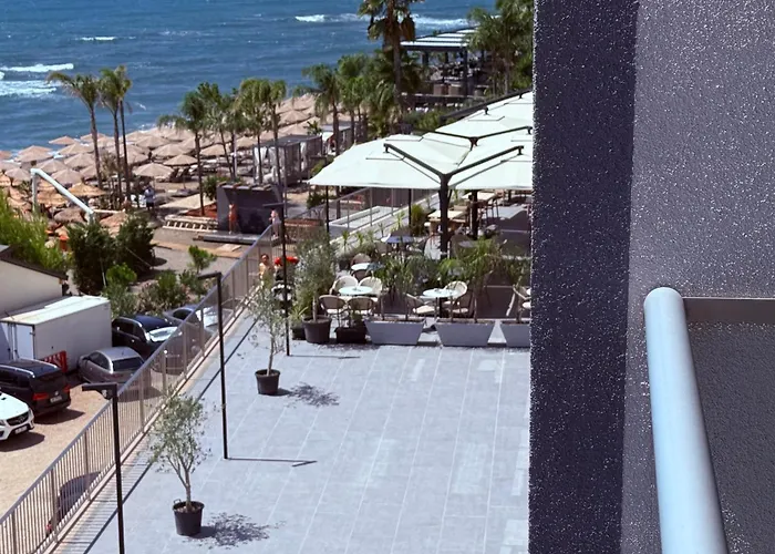 Rana Hedhun Seaside 1 * Лежа